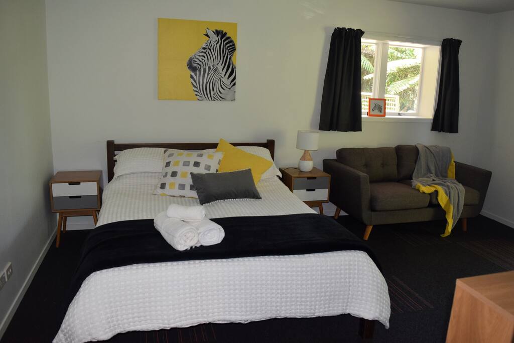 Comfortable queen bed
