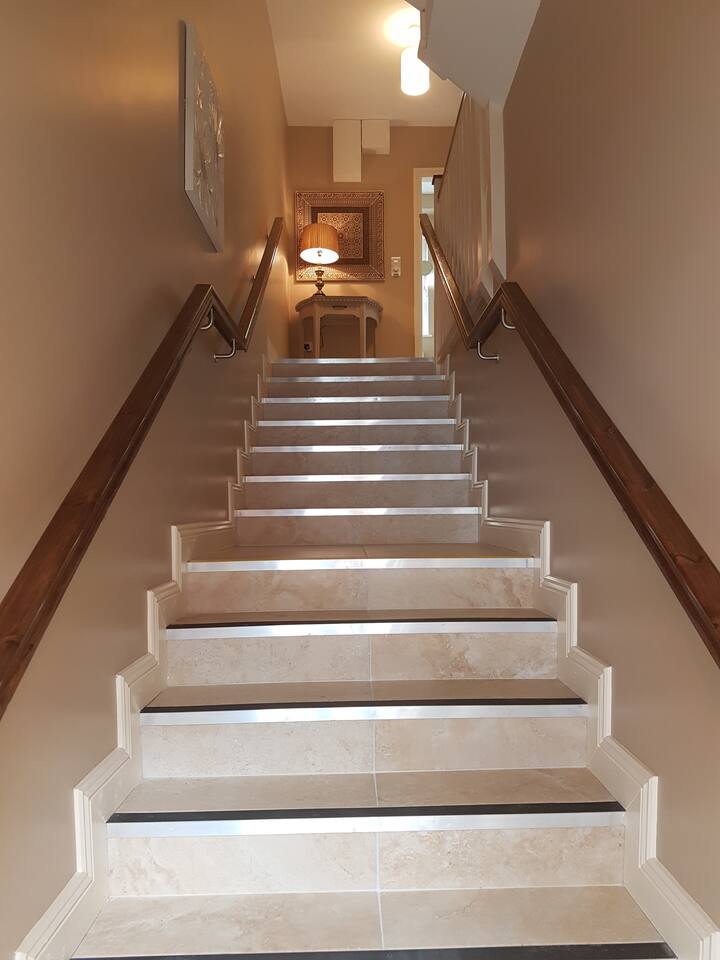 No. 46 Quay Lodge Killaloe/Ballina Townhouses for Rent in Ballina