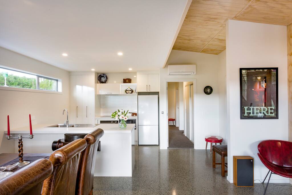 Spacious open pan living