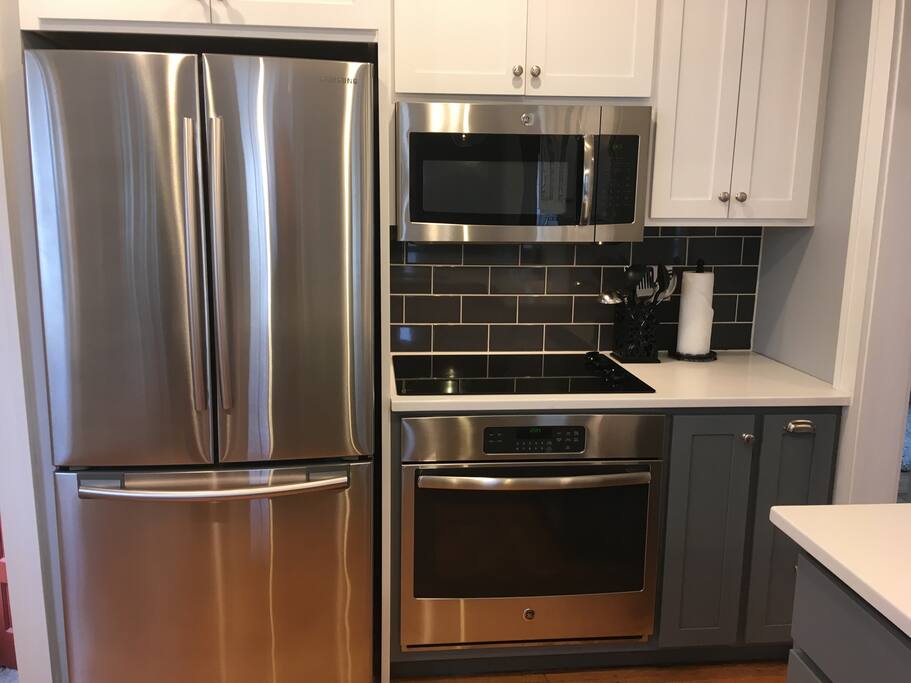 Enjoy our newly remodeled kitchen!