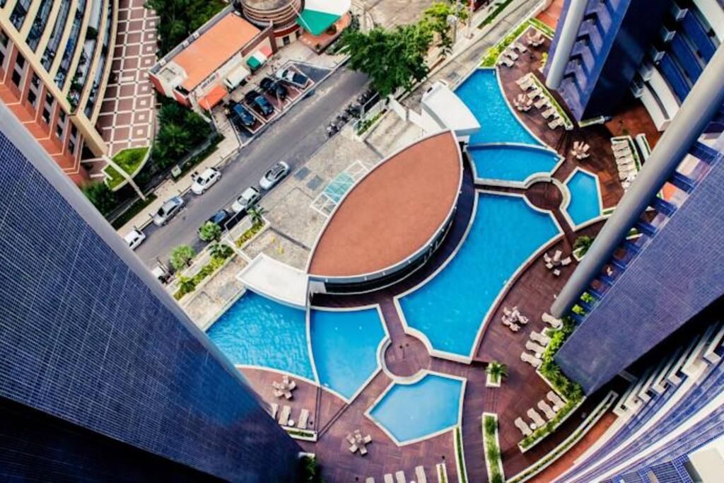 7 piscinas diponíveis