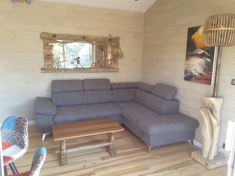 Annonce Airbnb populaire: Natural wood cottage. à Gujan Mestras