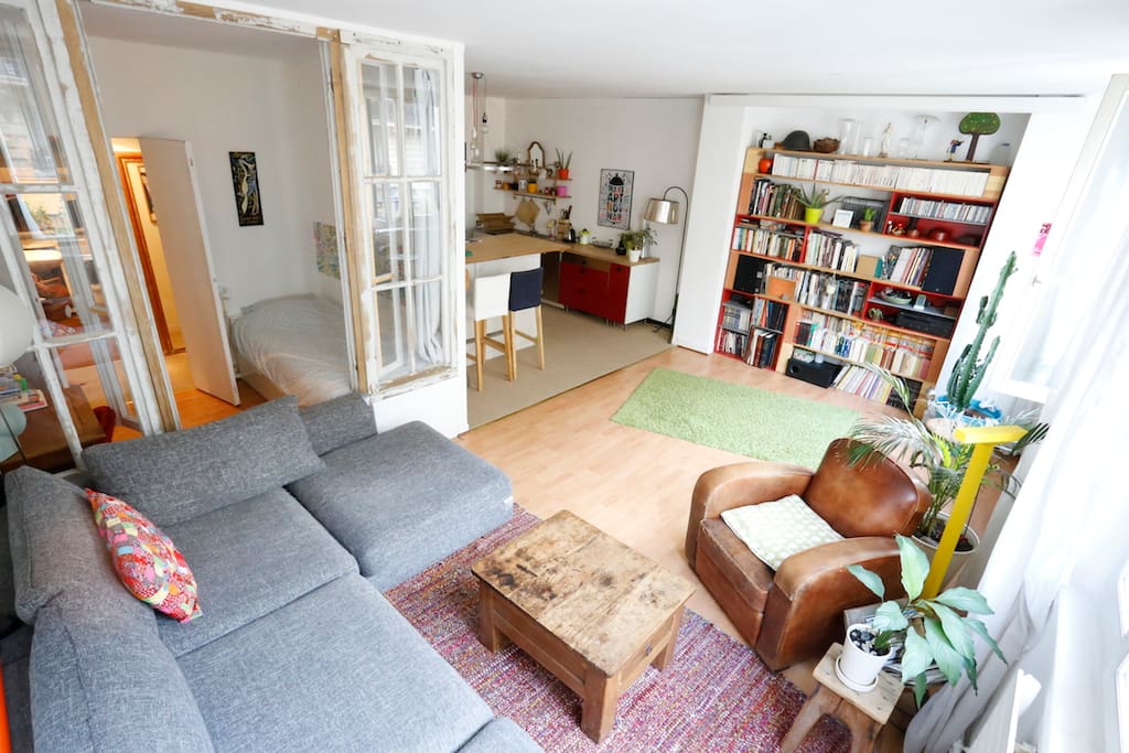 Bibliothèque pour BDphile et fauteuil club