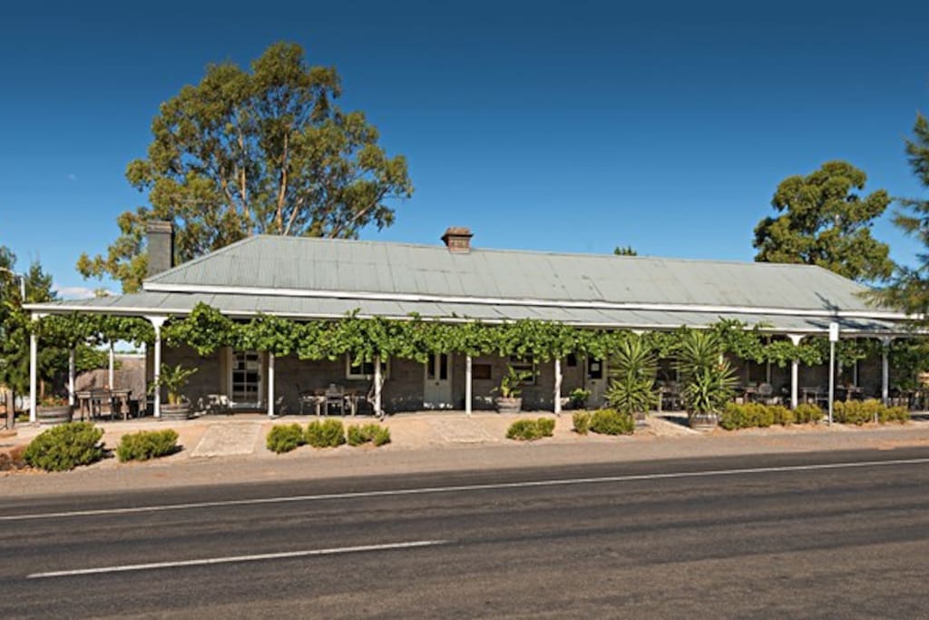 Redesdale Hotel