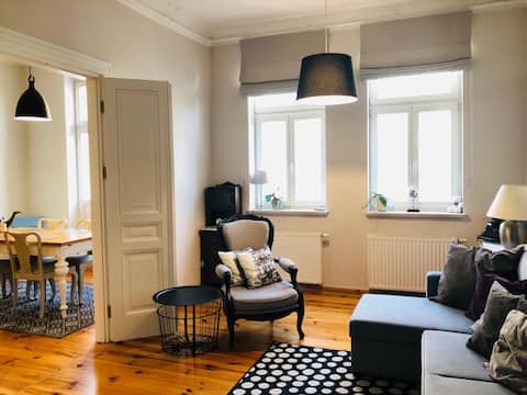 Top performing Airbnb: Wyspiański's apartment in Łazarz