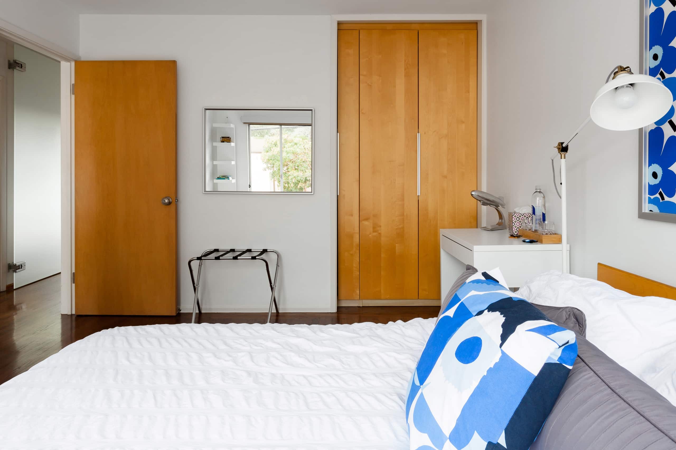 Home in San Francisco · ★4.99 · 3 bedrooms · 3 beds · 2 baths - Image 16
