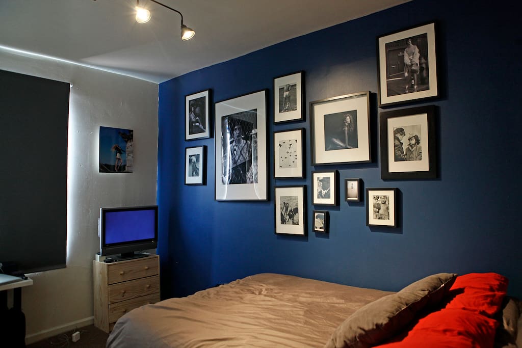Queen size bed
