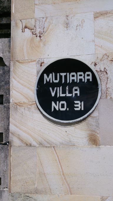 Name and house number of the villa