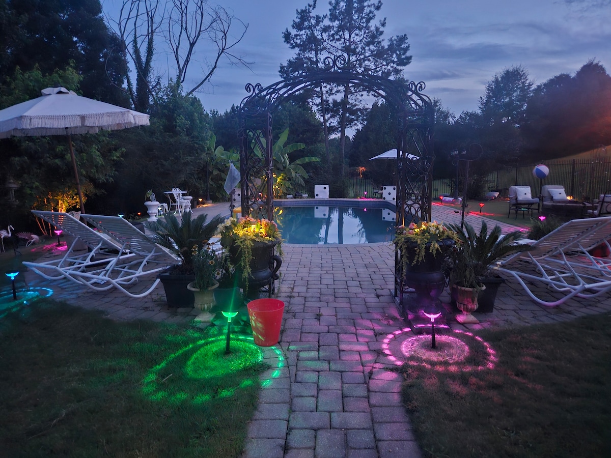 A Relaxing Enchanted Resort