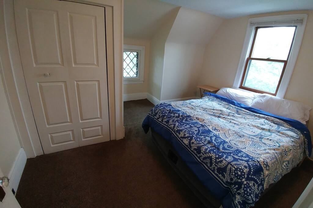 2nd Bedroom (Gel Infused Layer Top Memory Foam Mattress)