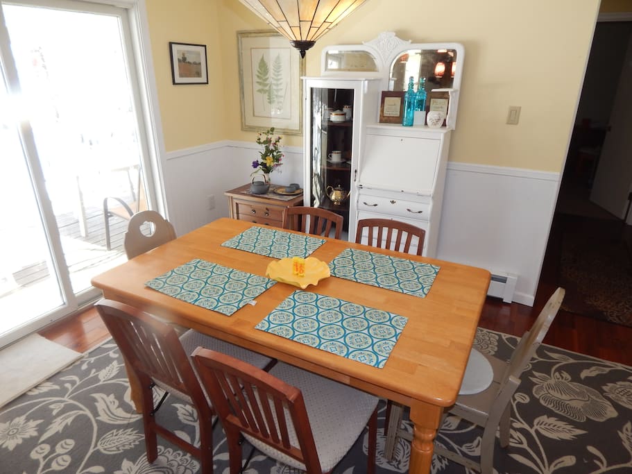 Dinning table