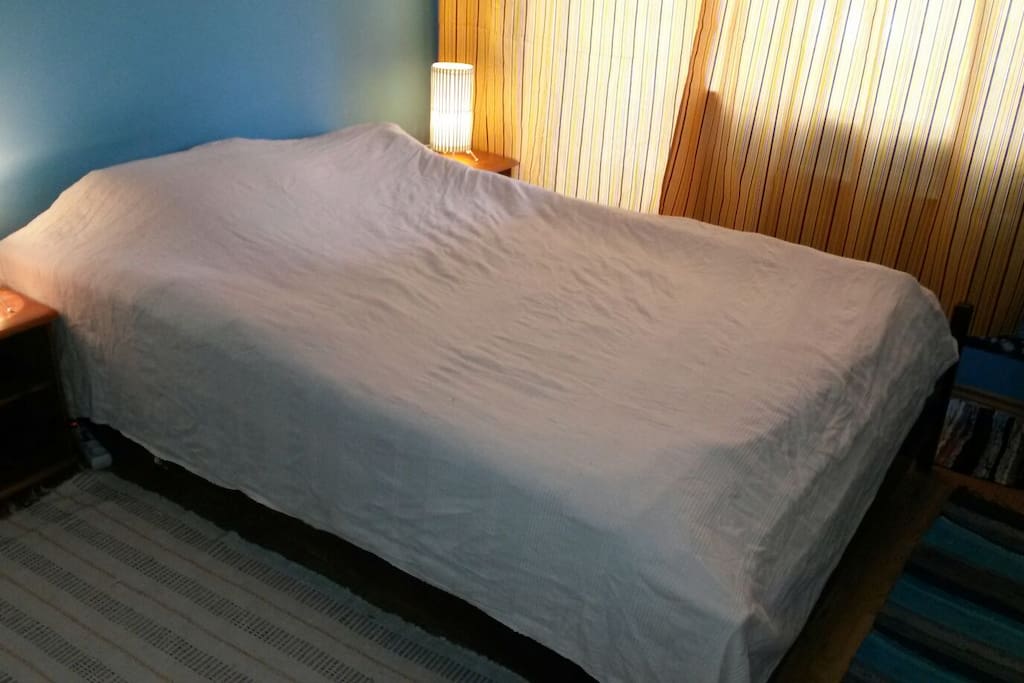 Cozy beedroom. Bed is 140 cm wide.