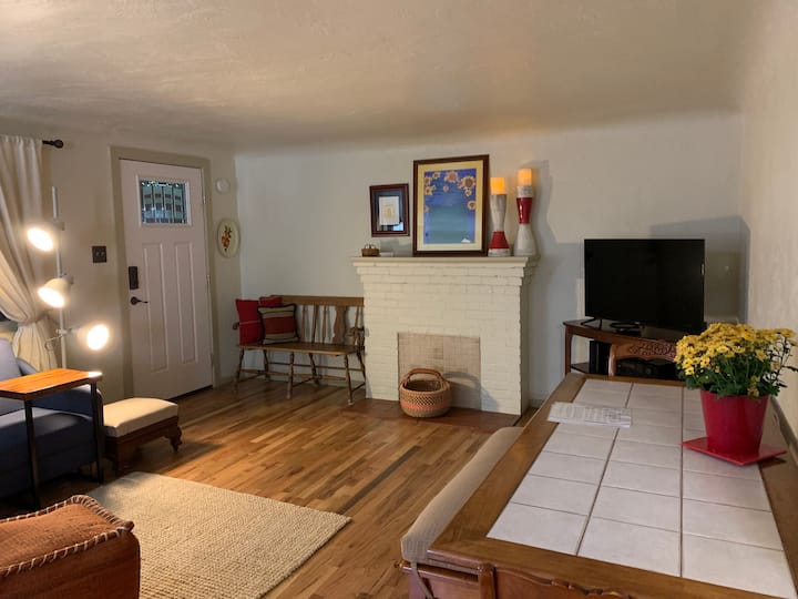 The Kit Inn - A Cozy, Completely Remodeled Casita - Silver City, NM