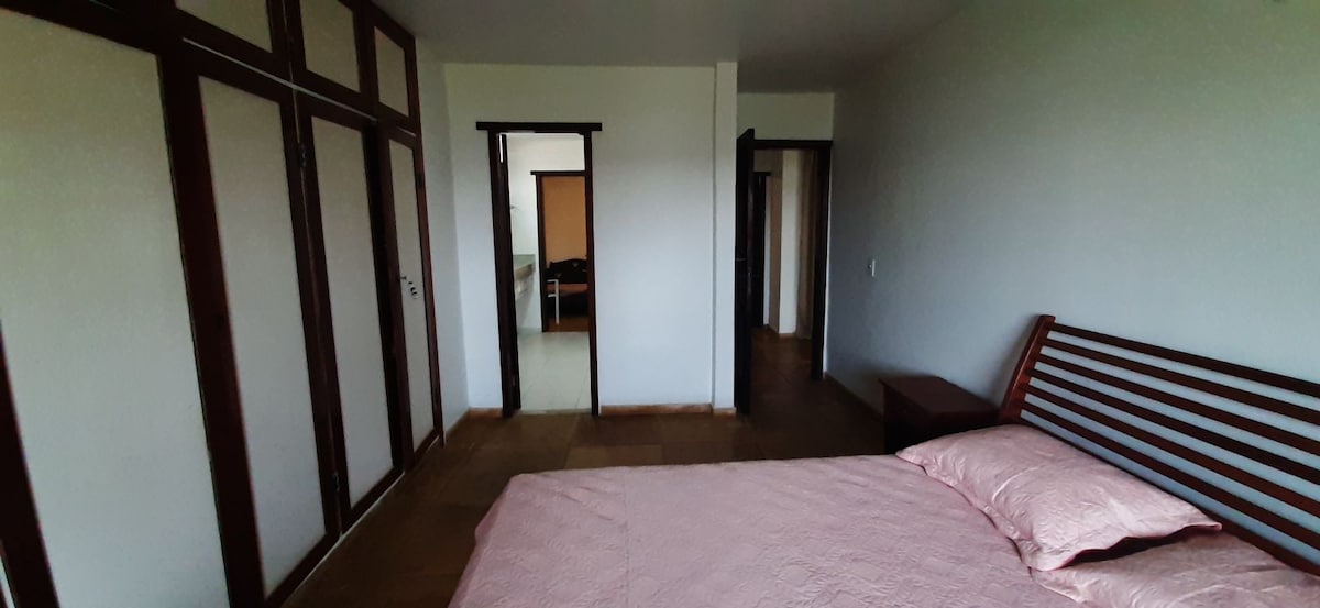 Suite 3 (salle de bain canadienne)