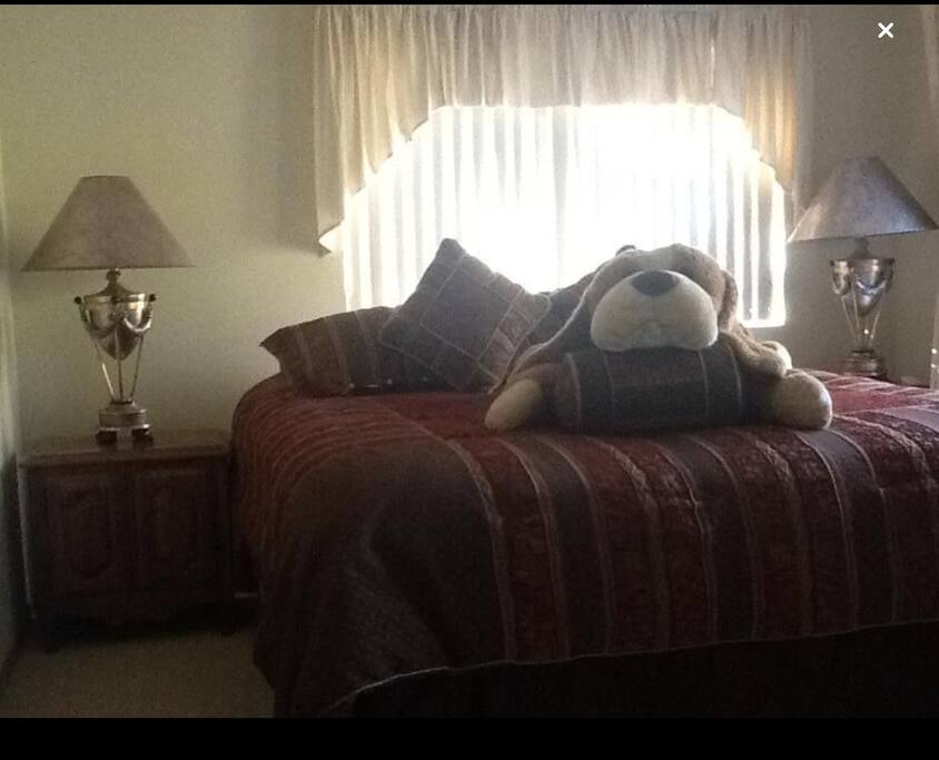 Master Bedroom, upscale decor, attached full Bath