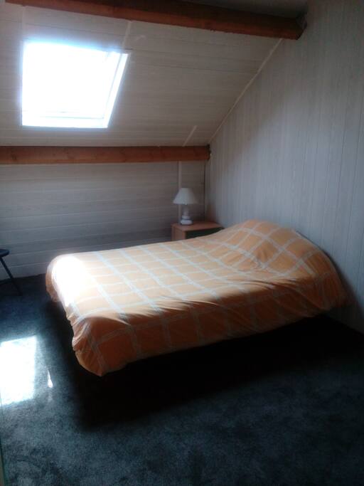 Chambre mansardée