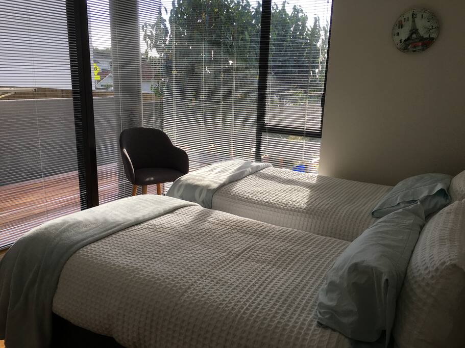 Second bedroom with 2 single beds.
