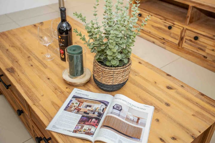 A-Wave from it All! 2 Bed Sea Point • 6PV