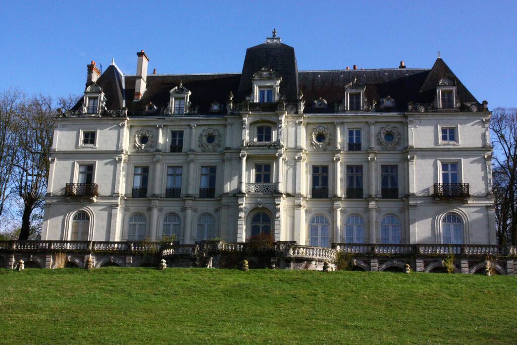 façade du château