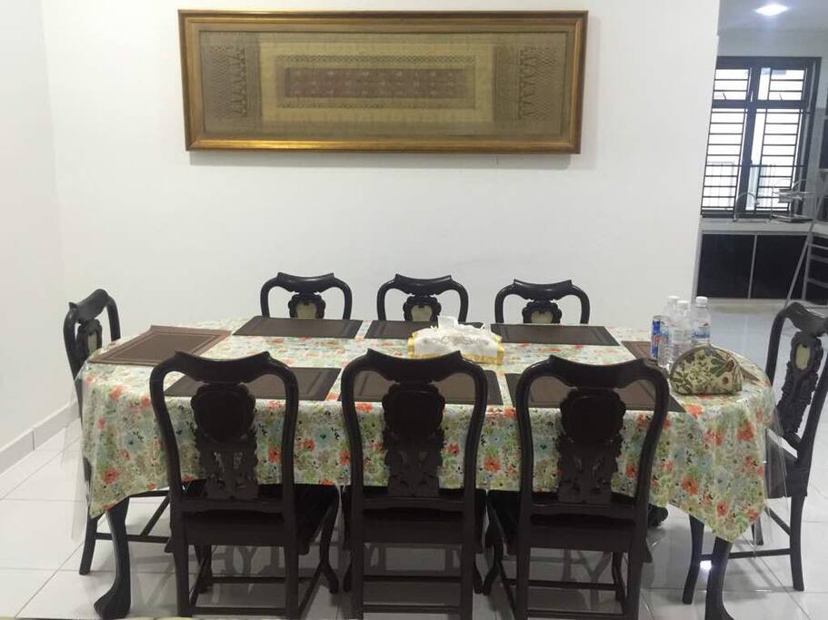 8 seater dining