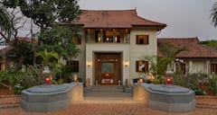 Kahani+Paradise+by+Hireavilla-+6BR+Overlooking+Sea