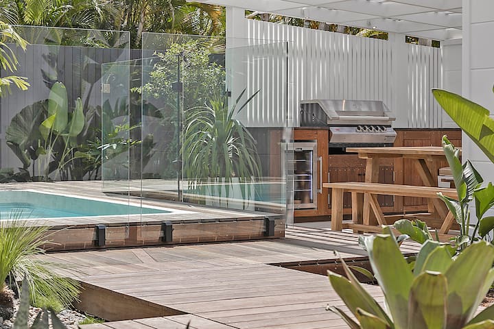 The Villa General with heated pool