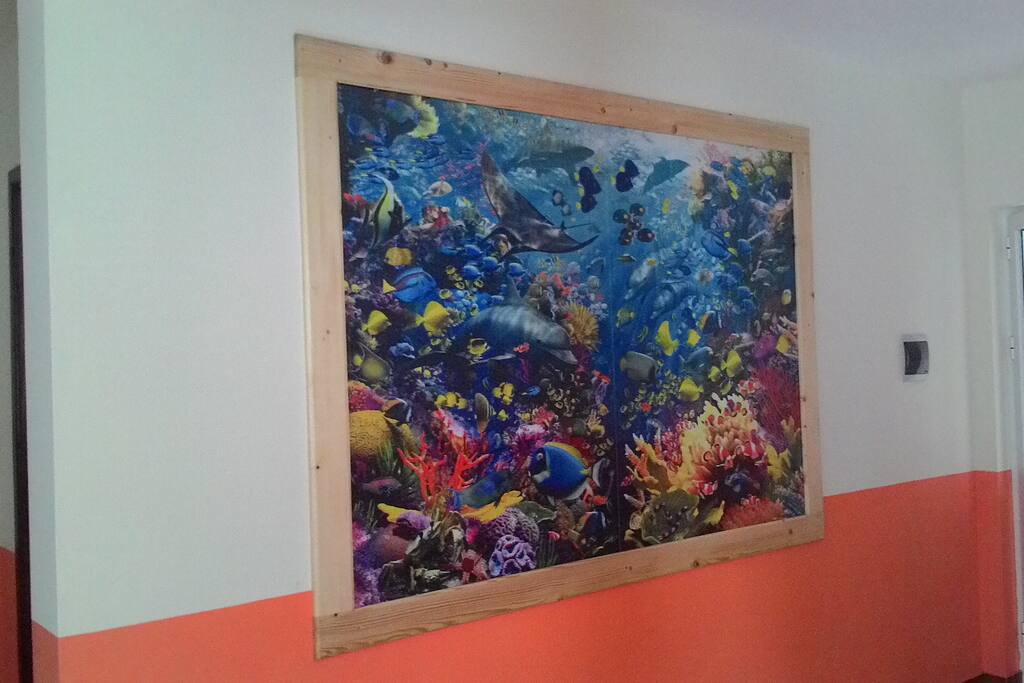Hall d'entrée avec son puzzle de 9000 pièces!