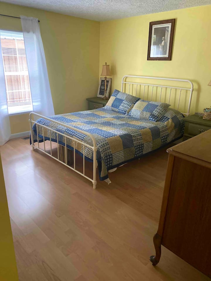 Master bedroom downstairs 