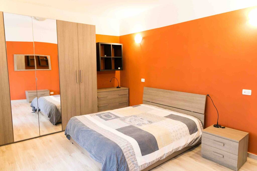 Bedroom number one, with a double bed / Stanza da letto numero uno matrimoniale
