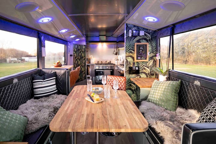 Amazing Tour Bus+private Hot Tub Bristol Sleeps 6 - England