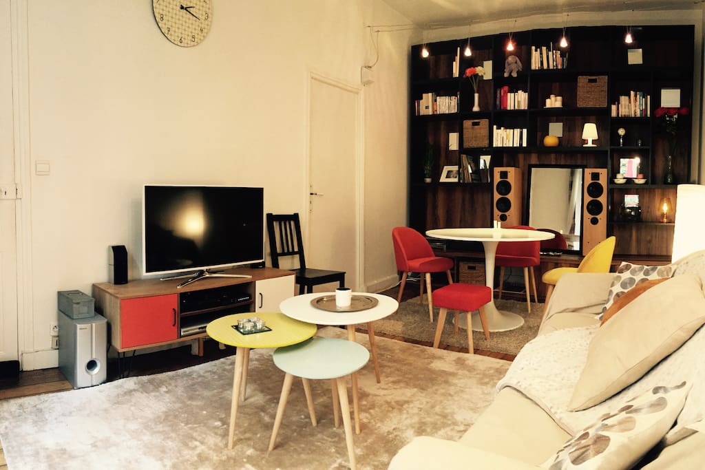 Amazing cosy flat with private garden in the center of Paris