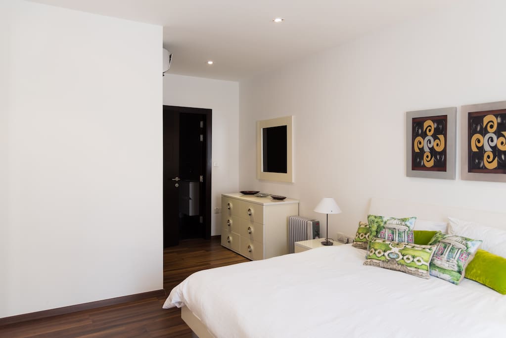 2nd Bedroom