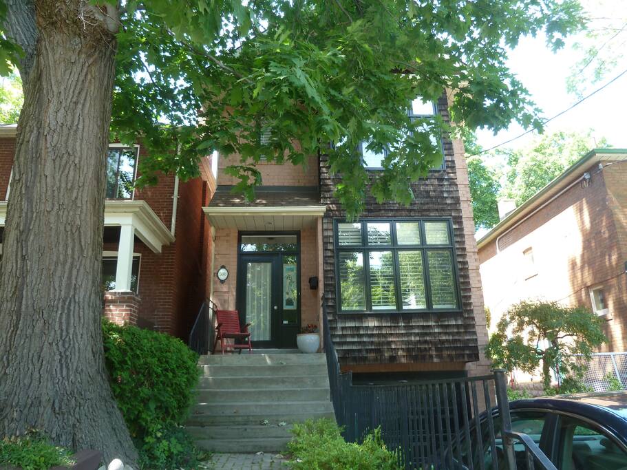Affluent area of Toronto