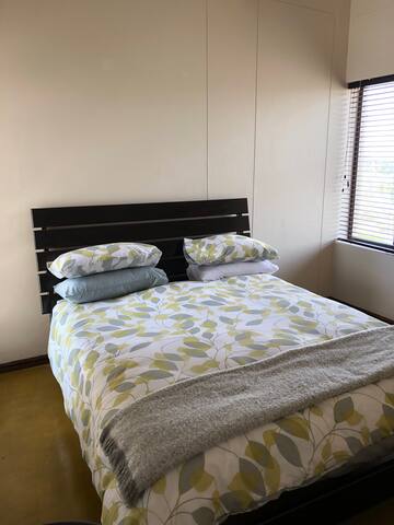 Almost on the Edge of a Wave gallery image 3