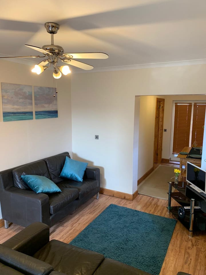 Detached 3 Bed Bungalow. - Maidenhead
