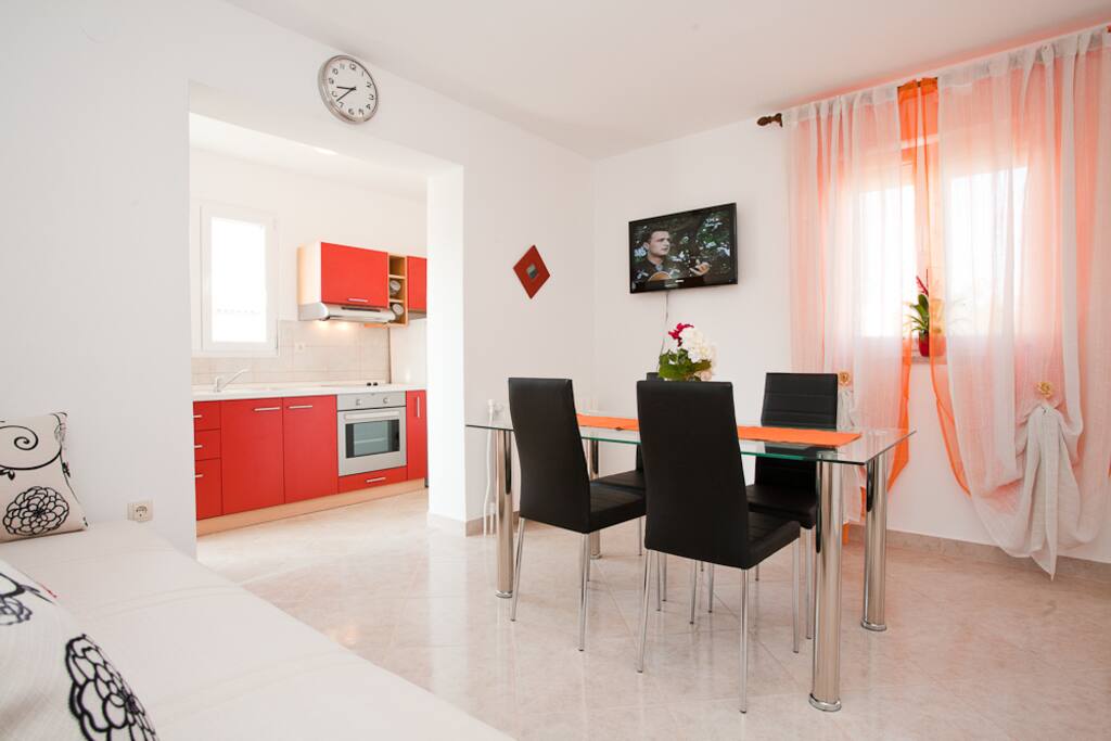 Dinning table