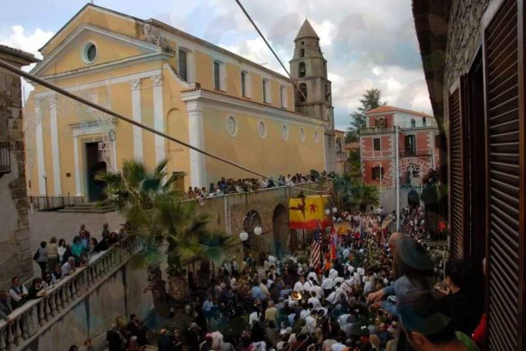 Festa patronale San Michele Arcangelo, si svolge ogni anno la seconda domenica di maggio