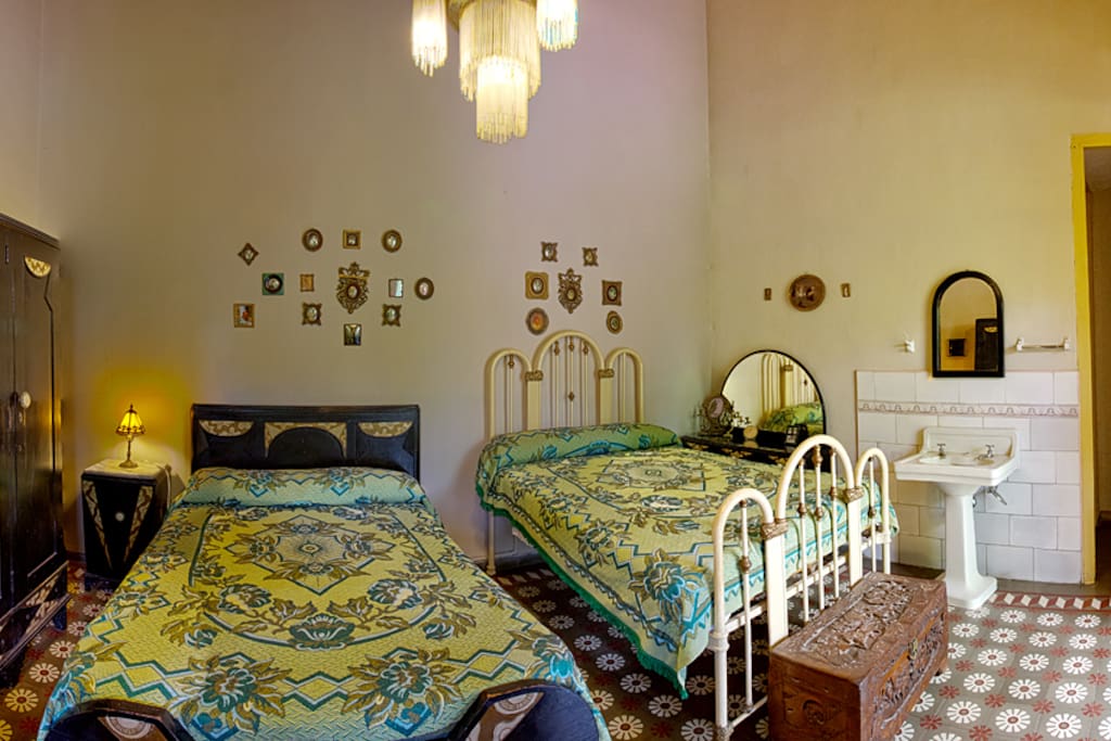 Vista interior habitacion 2