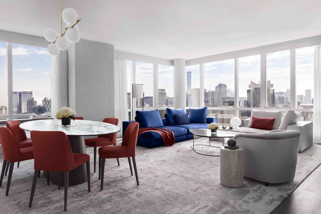 Airbnb Luxury living XL spacious condo. Magnificent views
