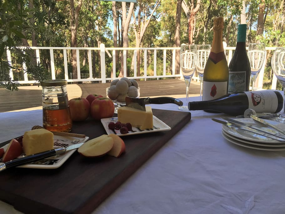 Alfresco dining with local produce