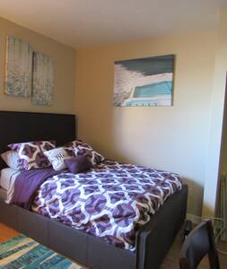 Elegant Mt. Vernon Studio