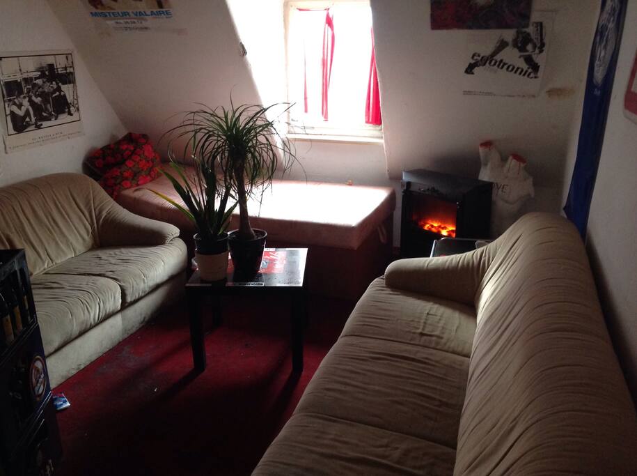 Das Wohnzimmer, im Vorraum der Wohnung.