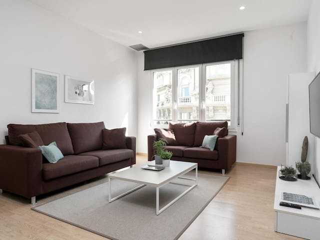 Two bedroom apartment in the heart of Barcelona