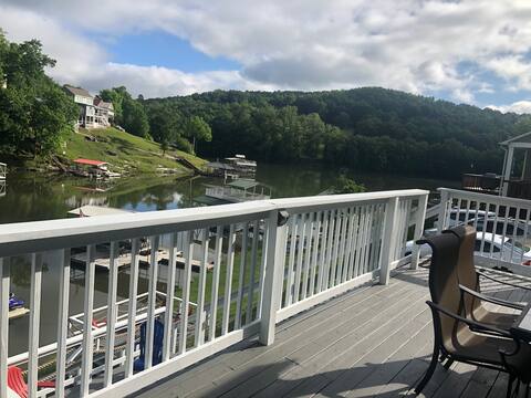 Norris Lakefront Getaway near Beach Island