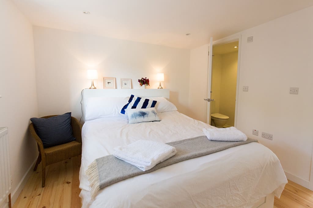 master bedroom with en suite shower room