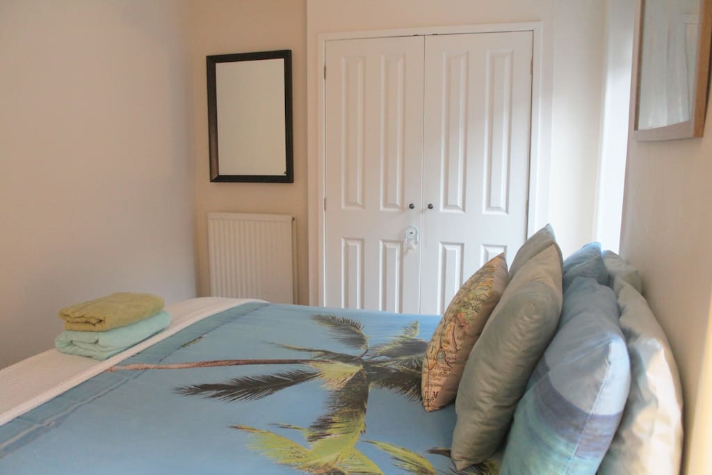 Travel themed king size bedroom