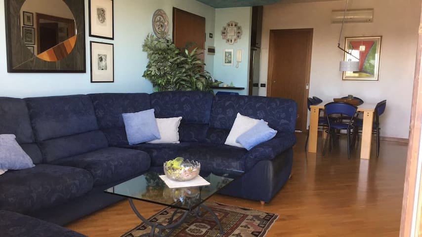 Tranquillo soggiorno in zona ben servita