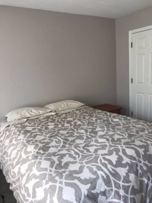 Queen Bed