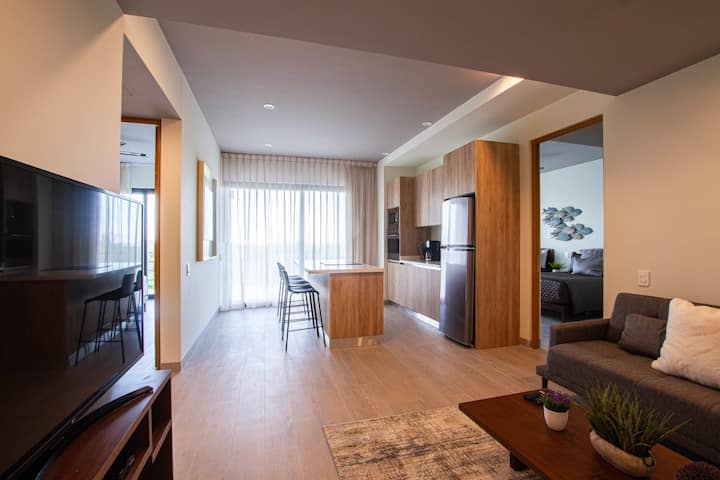Oceanview Luxury Condo 200m To Beach & Rooftop Poo - Riviera Maya