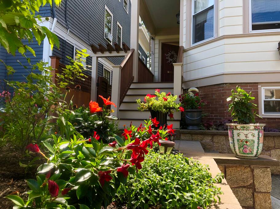 Summer'2018 entrance photo. Once you book, you'll see House Manual on how to open Key Code Door to the Townhouse!